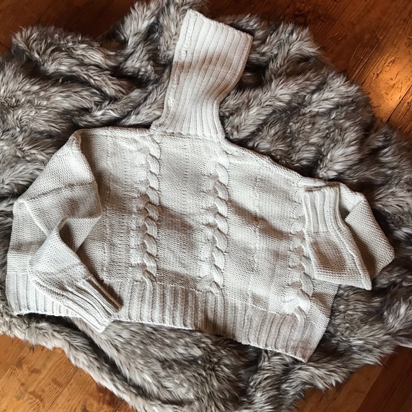 LAST💕 Ivory Chunky Knit Turtleneck Sweater - Picture 7 of 8